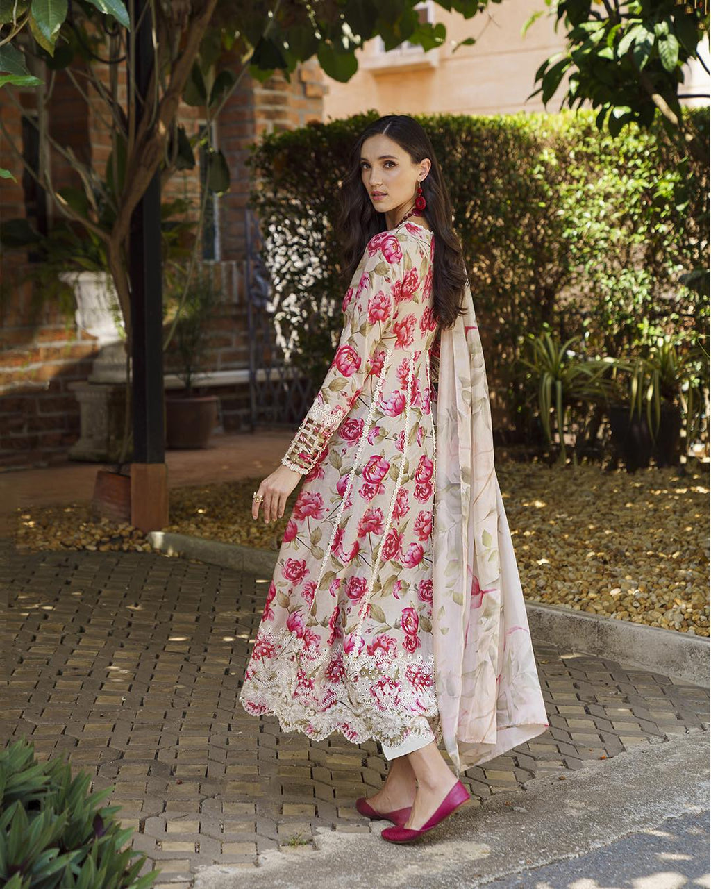 03-Piece Printed Lawn Suit - Ready To Wear